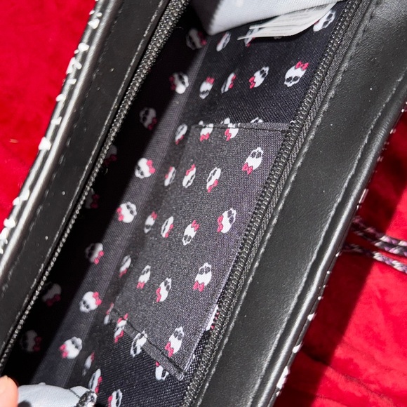 Monster High Black and Purple Crossbody Bag - Picture 3 of 3